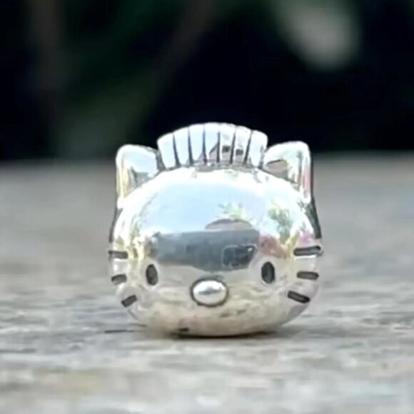 Hello Kitty Charm S925 Silver Charm For Pandora Bracelet - Picture 1 of 3